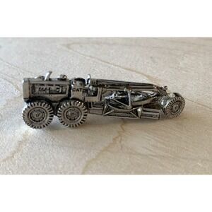 Vtg CAT Caterpillar Neck Tie Clip Road Grader Silver Tone  Mercury Industries